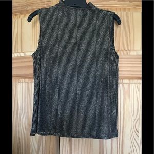 Metallic impressions black tank top M